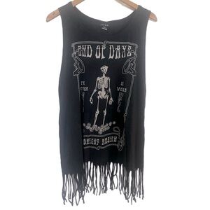 Like New Torrid Graphic Muscle Tee with Fringe at Bottom Size 1